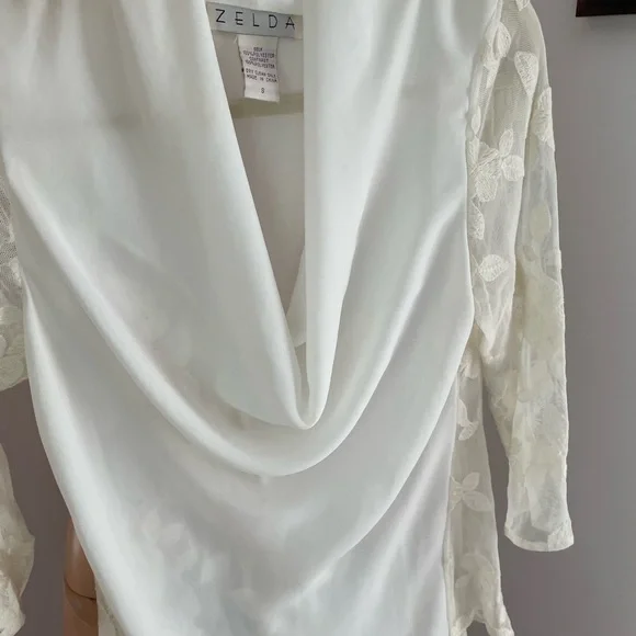 S Zelda feminine blouse lace and soft drape - Picture 4 of 5